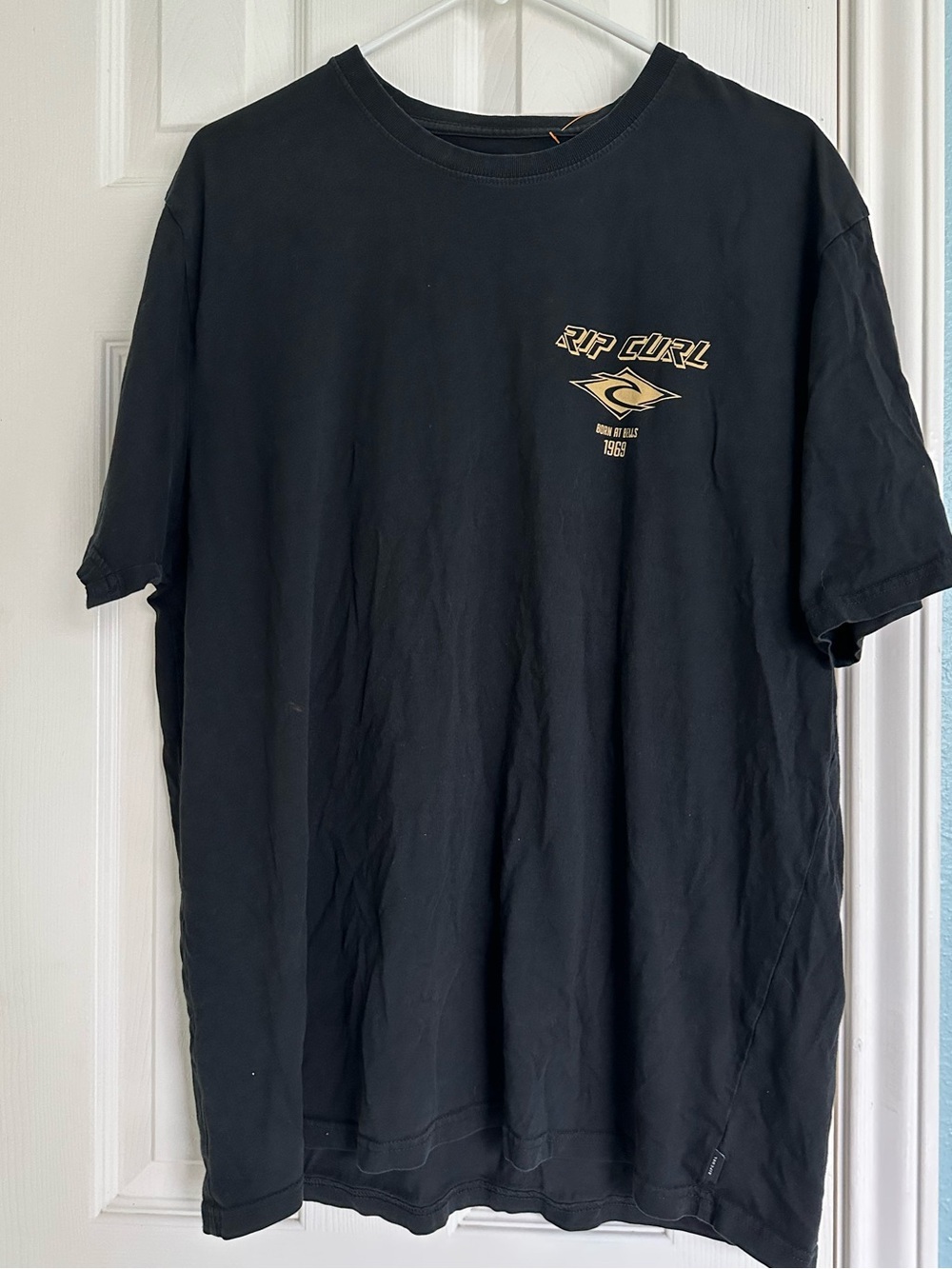 Rip Curl Fade Out Icon T-Shirt - Black / Gold XXL Relaxed Fit